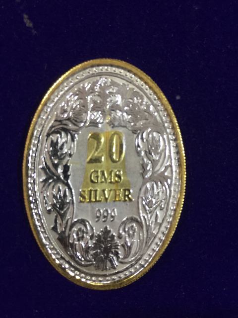 Oval Coloured Silver IMG_4786