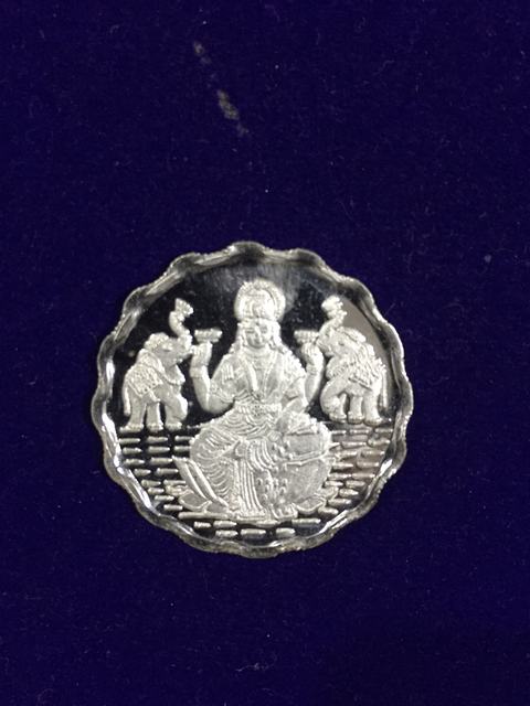 Round Coloured Silver IMG_4856